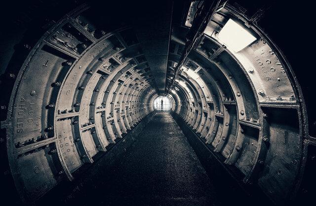 دارپا به دنبال تونل های زیرزمینی مخوف جهان